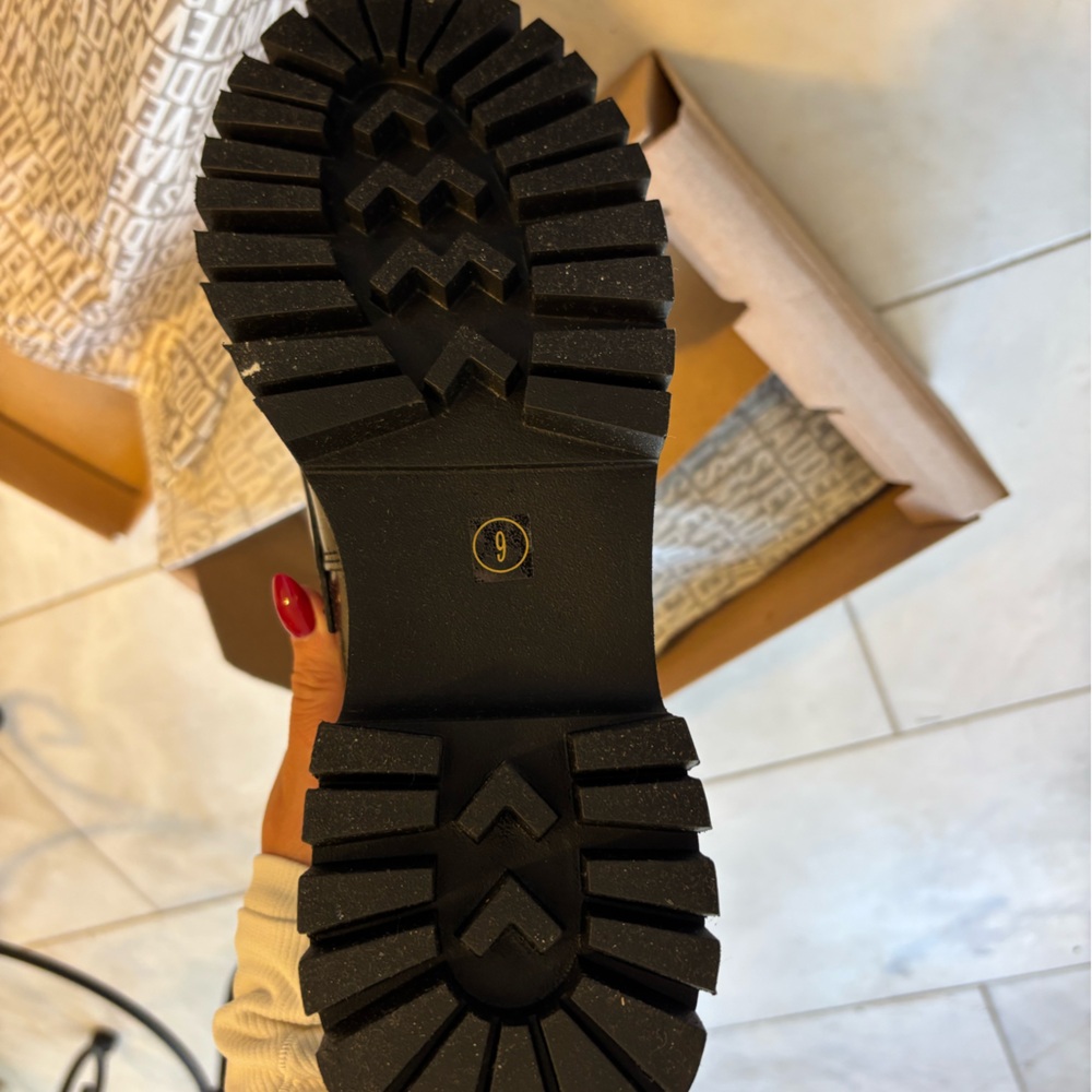 NWT Steve Madden Lando Black Leather Loafers - Picture 5 of 6